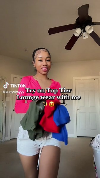 The red is my fav 🤩🤩 #tryonhaul