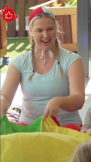 Parachute Games For Kids | MAKING WAVES | Learning For Toddlers | Beach Safety #parachutegames