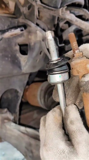 auto technician Ford Explorer jumpenga replacement #auto #automobile