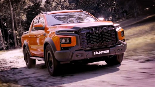 'You've seen the Shark?' It's Chinese hybrid ute civil war as JAC says it has the 2025 BYD Shark 6 beat with its T9 Hunter hybrid dual-cab - Car News