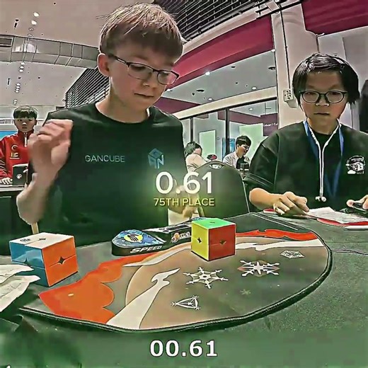Tried to break the world record of 2x2 Rubik's cube 🤫 #shorts #youtubeshorts #rubikscube