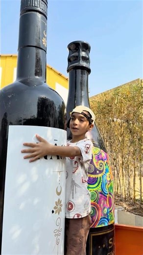 Bottle 🍾 bhut bhari hai 🤪😂