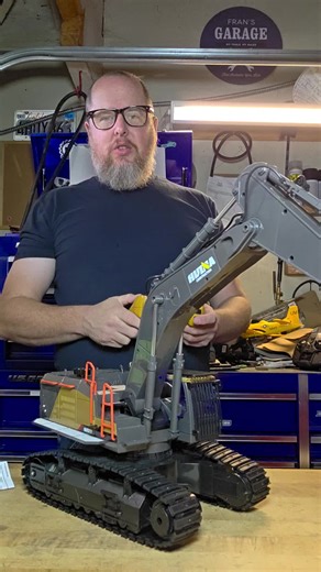 Experience realistic digging and heavy-duty play with the VEVOR RC Excavator. Built with a durable metal bucket and detailed construction design, this powerful remote-control excavator delivers smooth, precise movements just like the real thing. The fully functional arm, boom, and bucket allow you to dig, scoop, lift, and dump with ease, making it perfect for backyard projects, sand, dirt, gravel, or indoor play. With responsive controls, strong tracks for stability, and a realistic operator cab