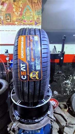235/55R19 CEAT Tyre Fitting 😱 | Step by Step Process | #Shorts#viralshorts #viral #song
