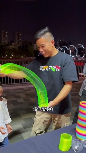 INSANE Slinky Tricks That Made Kids Lose Their Minds! 🤯 (Green vs Rainbow Challenge)