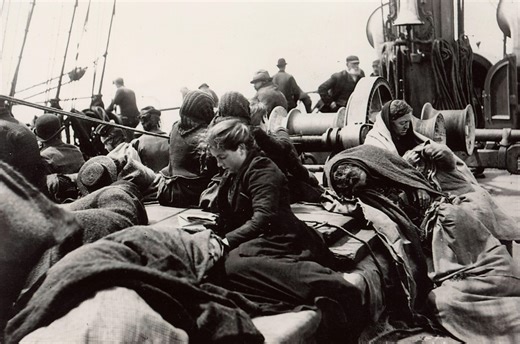 The experience of Italian migrants in Scotland - BBC Bitesize