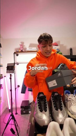I'M SELLING MY SNEAKERS ON EBAY LIVE 🤑 Pairs for $0.01?! #sneakers #nike