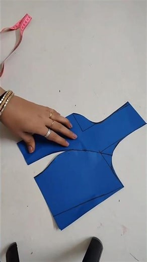 Prince cut blouse ki cutting stitching,#Princecutblouse #livevideo Prince cut blouse ki cutting
