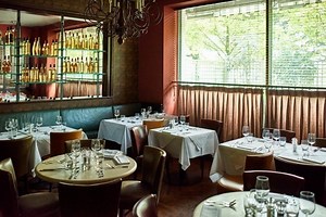 15 Red Flags You’re About to Eat at a Bad Restaurant