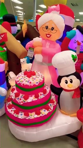 Best Christmas inflatables! #Christmas #viral #shorts #subscribe #shortsvideo #fyp