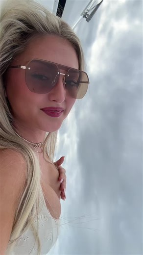 B R O O K L Y N (@brooklyngabby)’s videos with original sound - Lyrical Lemonade