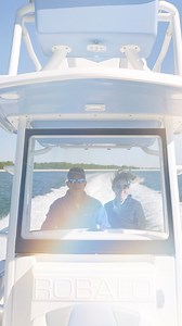 Robalo 266 Cayman Sky Deck | Robalo Boats