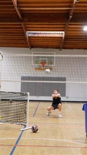 For the athlete who is serious about reaching their highest level, the CREATING A video course is for them. You get a full inside access look at players who are at the level that you are wanting to reach. You will get to hear their stories straight from their mouth on how they were able to achieve it. Find it at www.SetterCollegeVB.com/courses Contact Us: 🔗 www.CPAFacility.com Text 424-348-9333 🏆 #volleyball #volleyballlessons #volleyballplayer #athlete #sports #jump #volleyballtraining #volle