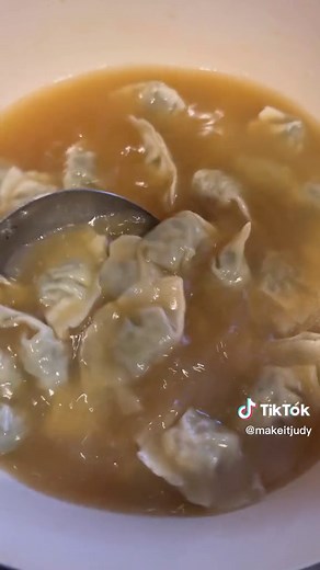 Quick and Easy Wonton Soup Recipe