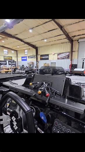 🔧 BoatLogix Mounts 🔧 When it comes to protecting your electronics investment, mount strength matters. That’s why we trust and install BoatLogix mounts here at NFS. BoatLogix mounts are built tough and reliable, designed to handle the constant vibration and impact boats experience both on the road and on the water. Unlike many mounts that rely on screws, BoatLogix systems are bolted securely in place, giving you confidence that your graphs and accessories stay exactly where they should. Your el