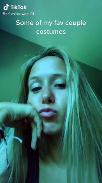 Couple Costumes: Best 80s Halloween Ideas