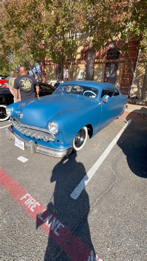 😎 1949 FORD TRANSIT Bastrop TX Veterans Day Car Show Weekend Downtown Bastrop Mark Perritte #carsofcentraltexas #Ford #bastroptexas #carspotting #lowrider #oldcars #carlover #classiccars #slammed #sled | Mark Perritte