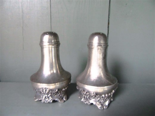 Vintage Royal Selangor Pewter Salt and Pepper Pots/shakers. - Etsy