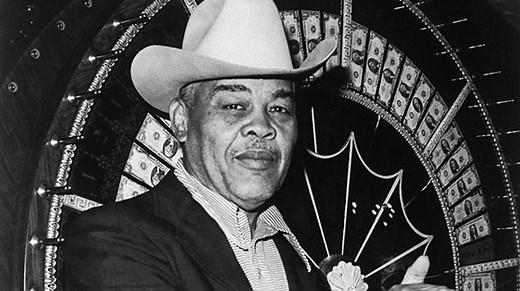 VIDEO VAULT | Remembering the life of boxing great Joe Louis at new Las Vegas exhibit