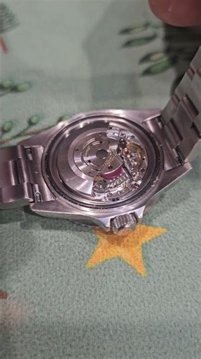 Inside the Movement : Rolex 16610