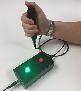 Traditional Buzzer System - Hand Buttons (8-16 players) - BuzzerSystems