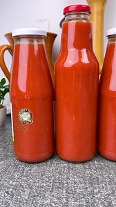 Sos de roșii cu ardei pentru iarnă. Reteta 2 kg rosii 1 kg ardei kapia sare dupa gust neiodata 1 lingurita de bicarbonat de sodiu | Ella Cooking