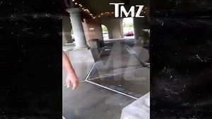 Amy's Baking Company owner accused of waving knife at customer