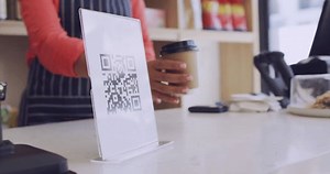 Animation Qr Code Scanning Over Man 库存影片视频（100% 免版税）1100384335 | Shutterstock