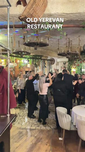 #welcome #family #restaurant #bbq #old