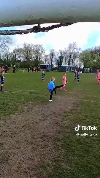 From Chaos to Flex: Goalkeeper Training