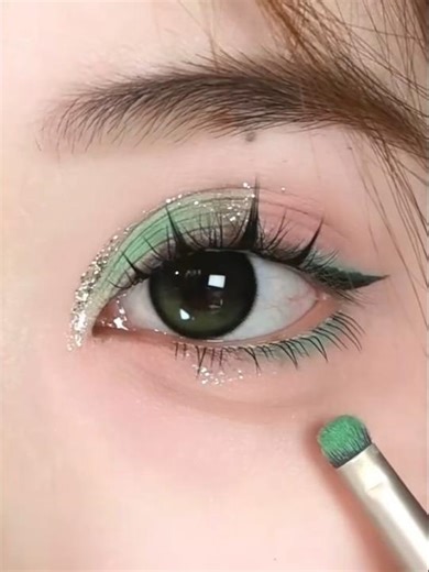 Perfect Eye Makeup in Minutes | Beginner Friendly Look #trending #fashion