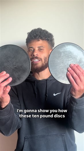 Effective core training for athletes goes beyond sit-ups — it’s about building stability that transfers into speed and power. This exercise challenges your core to stay strong under movement, just like in sprinting and jumping.