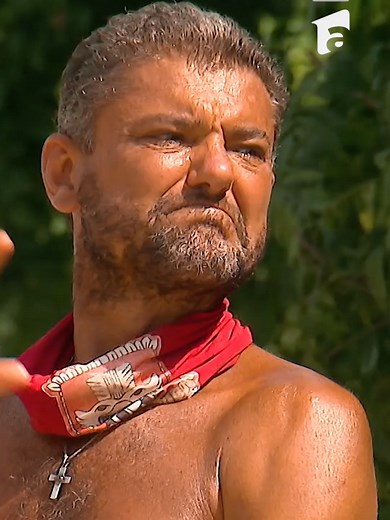 Marian Godină și viața în trib