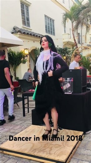 Dancer in Miami! Out to eat with Rachel Robbins & Lauren on Spring Break! 2018