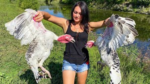 2.6K views · 113 reactions | Fatty 不數TURKEY with Crispy Skin and Stuffed Stuffed Oven Baked | MAMA Cooking | Facebook