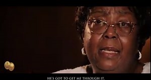 Janice Paige speaks about the difference between communal and personal prayer, how God gives her the strength to handle the trials that life brings, and how prayer has empowered her to be a leader in her community. To view more episodes in the Lenten Series, visit miraculousmedal.org/lent-2021. | The Basilica Shrine of Our Lady of the Miraculous Medal