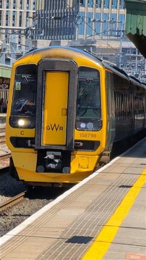 GWR 158798 departs Cardiff Central