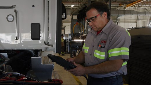 Being a technician at XPO isn’t just a job – it’s a career. Hear directly from one of our diesel techs about this life-changing opportunity and what you can expect as a member of Team XPO. https://bit.ly/life-changing-1 | XPO