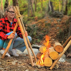 Useful survival hacks in case you get stuck in the wild! | 5-Minute Crafts Family