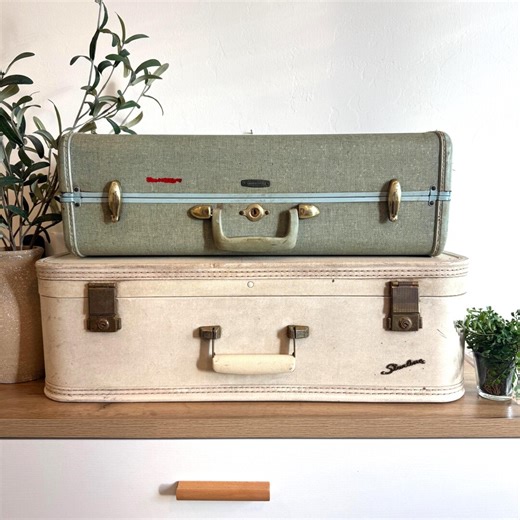 Vintage Suitcase Luggage | CHOICE Retro Samsonite or JC Higgins Hard Shell Travel Case | Farmhouse Storage Decor | Wedding Decor - Etsy