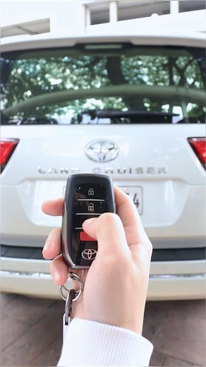 Rev up your ride with the Tefal XTREM Compact 2-in-1 Cordless Vacuum Cleaner! 🚗✨ Its powerful suction tackles every nook and cranny, leaving your car spotless and fresh. #TefalAppliancePhilippines #EverydayLifewithTefal #vacuumcleaner | Tefal Appliance Philippines