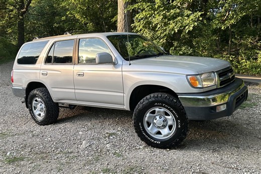 No Reserve: 2000 Toyota 4Runner SR5 4WD