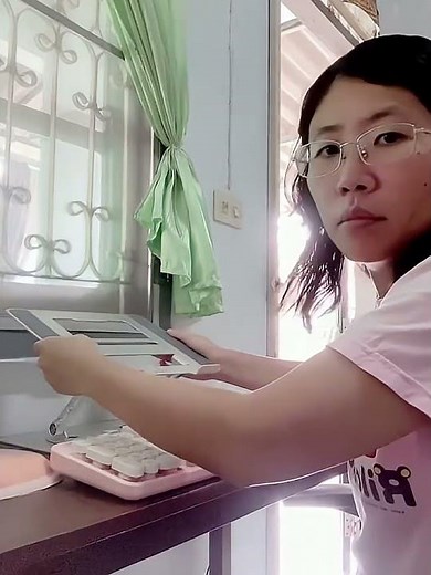 รีวิวแท่นวางแล็ปท็อป Laptop ปรับได้ หมุนได้
