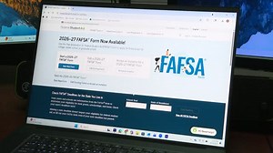 Experts urge students to file FAFSA early amid government shutdown