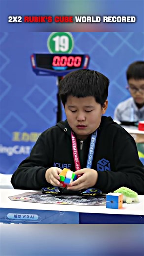 2x2 Rubik's Cube World record 😱 #shorts #rubikscube