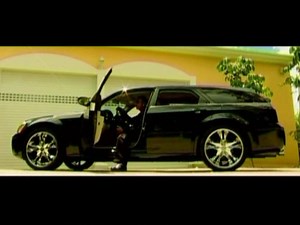 JIMMY DEVARIEUX : Pas' Mwen Love Année de Production : 2007 Production : SinkéKat Production Crédits : 01. L'Exclu 02. Tro Timid' 03. J'ai Eté Faible Feat. Kénédy 04. Mwen Anvi Vwèw 05. Tout' Ti Moman 06. Pas' Mwen Love 07. Tro Timid' (Soft Version) 08. C'est Ecrit Feat. Christiane Vallejo 09. Adan Doulè Feat. Leedhya Barlagne 10. Tout Ti Moman (Instrumental) 11. Pas' Mwen Love (Instrumental) | Parfum Rétro