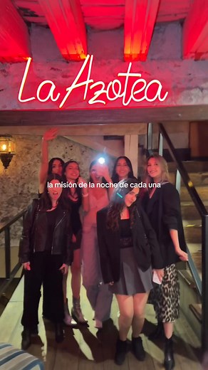 side quests for the night ✨ un fin con mucho drama pero la pasamos bomba jajjaa ⠀⠀⠀⠀⠀⠀⠀⠀⠀⠀⠀⠀ ⠀⠀⠀⠀⠀⠀⠀⠀⠀⠀⠀⠀ ⠀⠀⠀⠀⠀⠀⠀⠀⠀⠀⠀⠀ #sidequest #nightout #girlsnightout