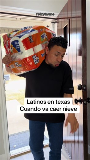 Latinos en Texas cuando va caer nieve ❄️ #comedia #couplecomedy #humorlatino #humor #usalife
