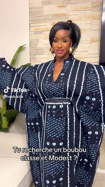 Boubou Classique et Modeste: Découvrez le Modèle Fullani