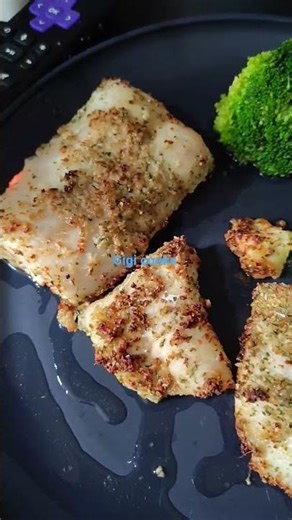 Simple Baked Cod & Steamed Broccoli Dinner 🍽️✨ Healthy & So Good!